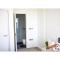 Modern 2 Bed 2 Bath Bracknell with Free Parking Modern 2 Bed 2 Bath Bracknell with Free Parking