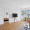 Come Stay 2 BR designed apartment close to Zoo - Aalborg