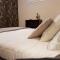 CONFINEDEISANTI Bed&Breakfast