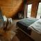 Twin Cabins / Cabanele Gemene