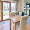 Host & Stay - Cobnut Barn