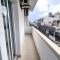 City Center: Your Urban Retreat- 100m to the beach