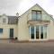 Islands View - Spacious Family Home - Reenard Cross