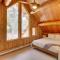 Hand-Crafted Cabin with Whitefish Lake Views! - وايتفيش