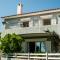 Gravanis IR Home