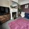 For contractors nr Worthing station large 4 bed 2bath house sleeps 10 by Eagle Owl Property