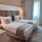 2H Hotel