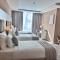 2H Hotel
