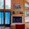 Hike, Fish and Relax Secluded Miami Retreat with Deck