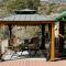 Hike, Fish and Relax Secluded Miami Retreat with Deck