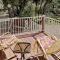 Hike, Fish and Relax Secluded Miami Retreat with Deck