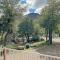 Hike, Fish and Relax Secluded Miami Retreat with Deck