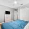 Peaceful Pearl Retreat- 5 Minutes to Downtown, 10 Minutes to Beach Peaceful Pearl Retreat- 5 Minutes to Downtown, 10 Minutes to Beach