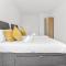 Metropolitan Luxury: Chic 2BR Flat in St. Albans - Saint Albans