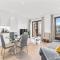 Metropolitan Luxury: Chic 2BR Flat in St. Albans