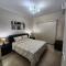 Condominio Gold Coast 2BR 3BTH