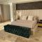 Boskenvid Hotel - Romantic Treehouses & Skypool