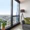 Olive Alcove - A Sweeping Skyline Sanctuary near CBD