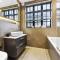 Luxury Abode: 5-Bed Haven Ideal for Big Groups! - Londýn