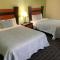 The Mariner Resort Cape Cod by The Red Collection - 西雅茅斯