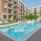 Uptown 4th Ward Luxury Apt Year-Round Pool - Шарлотт