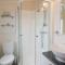 Oyster Bay Lodge