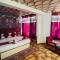 Hotel Hilltop At Mall Road Manali With Open Terrace - Manāli