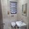 Stay Play Away Residences - Luxury 5 bed, Airport Residential