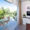 Lucile - Coralli Beachfront Apartment