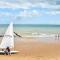 Central, Seaview Apartment, 3 beds, 2 baths, kid & dog friendly at The Lookout Broadstairs