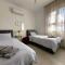 Caesar Arrius 27, Amaizing Spacious 2-Bedroom-2 Bathroom Apartment
