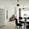 Caesar Arrius 27, Amaizing Spacious 2-Bedroom-2 Bathroom Apartment