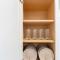 BRAND NEW Cozy Modern Bungalow w/Hot Tub+MovieRoom 7 MIN FROM UPTOWN