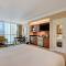 MGM Signature-28-719 Strip View Jacuzzi Studio - Las Vegas