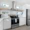 Sunset Cove 2 - Heated Pool - Sea Views - Walkable