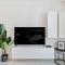 Stylish Studio with King Bed, Balcony and Full Kitchen