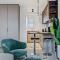 Stylish Studio with King Bed, Balcony and Full Kitchen