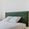 Stylish Studio with King Bed, Balcony and Full Kitchen