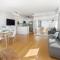 Modern 2-Bedroom Condo w Floor to Ceiling Windows