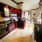 6 Shanklin Manor - family friendly apartment in Shanklin Old Village