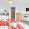 Sienna Longton Studio 1d - Wi-Fi, Alton Towers, Netflix