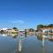 Modern and cosy ecolodge, shared heated pool, Les Mathes - Les Mathes