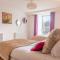 AC19 Lower North Aisle - Luxury Self Catering 2 Bedroom Apartment