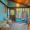 The Blue Forest Chalet - Kayak, Hike, Hot Tub
