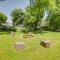 Fire Pit, BBQ and Yard Family Home in Adrian