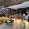 KL Tower Cosy Studio with Gym, Pool and Sauna near Greenbelt and Park - Manila