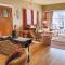 Eclectic Home Walk to Town and Bath District!
