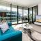 Spacious 1-Bed with View in Central Location - Canberra