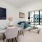 Spacious 1-Bed with View in Central Location - Canberra