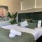 Fremantle Boutique Accommodation - Maand Up